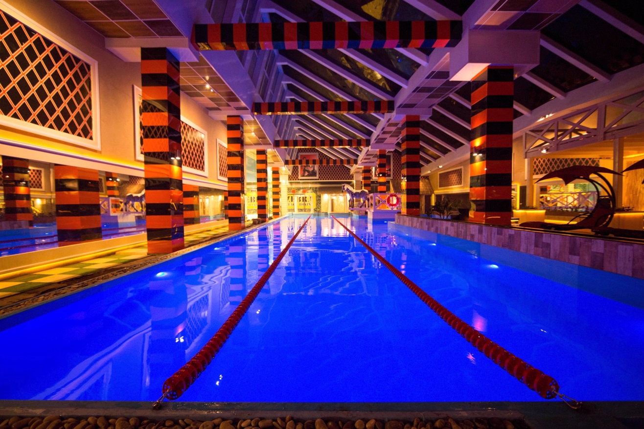 Фитнес-клуб у метро «Скобелевская»: услуги, расписание, тренеры  – «Зебра»