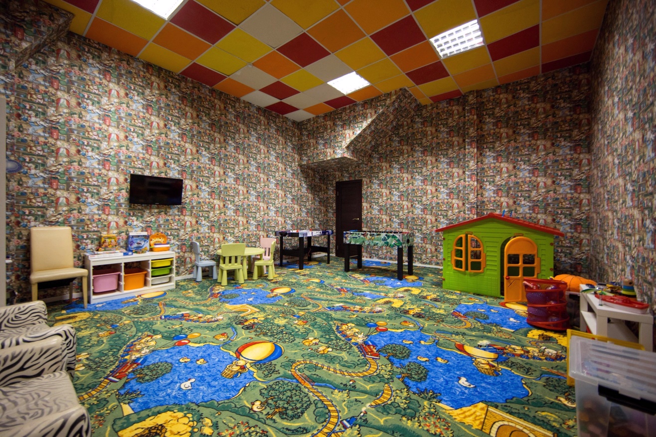 Фитнес-клуб у метро «Скобелевская»: услуги, расписание, тренеры  – «Зебра»