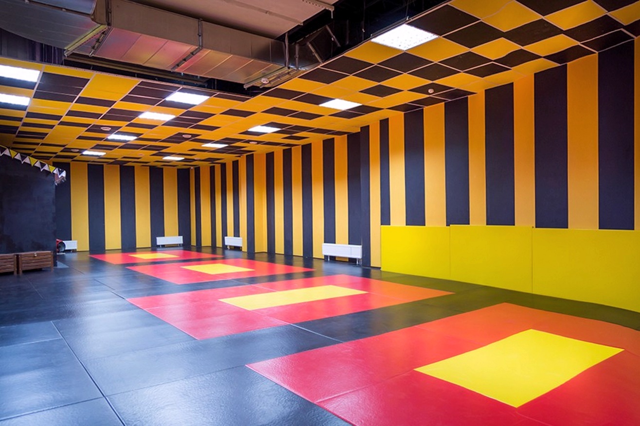 Фитнес-клуб у метро «Скобелевская»: услуги, расписание, тренеры  – «Зебра»