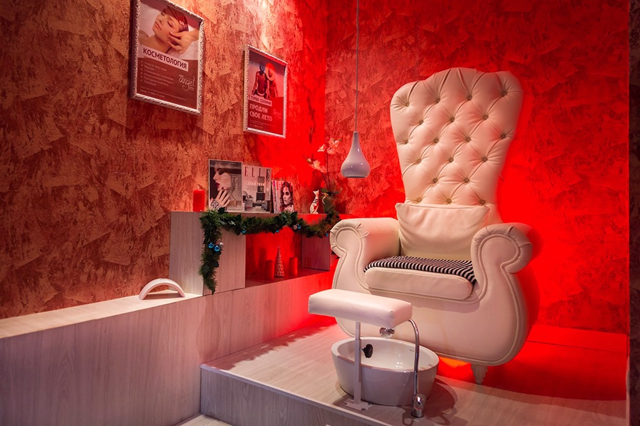 Фитнес-клуб у метро «Скобелевская»: услуги, расписание, тренеры  – «Зебра»